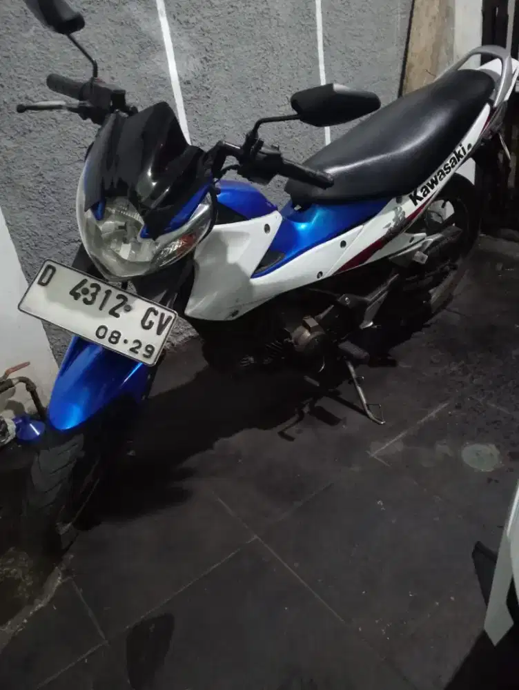 Kawasaki athlete 2009 velk Recing dobel disc 99% orisinil semua