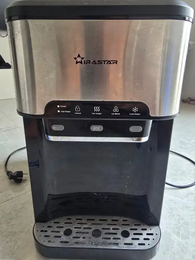 Dispenser 3 mode ,panas,dingin dan es baru merk wirastar