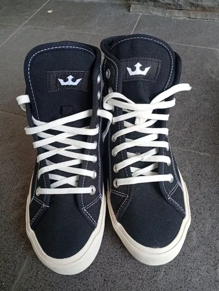 Sepatu we walk ukuran 40