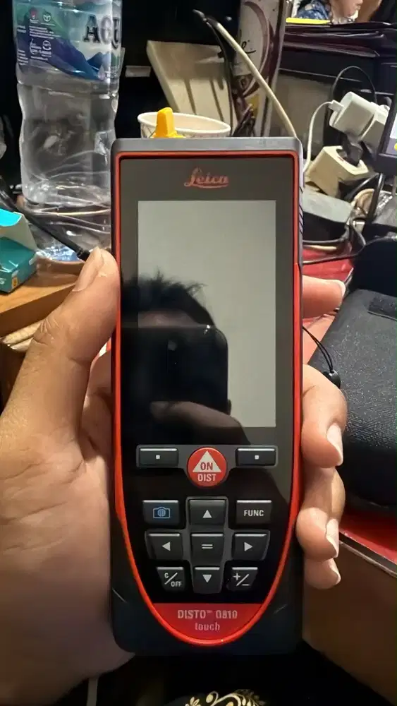 Alat ukur leica disto d810 touch