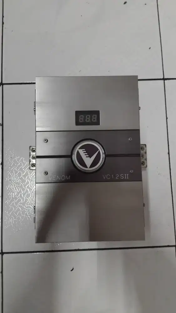 Capasitor bank venom