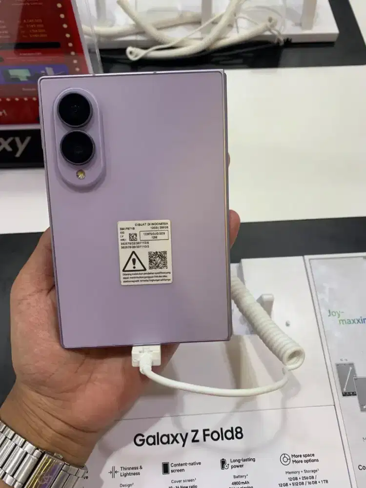 Samsung Z fold 8 bisa cash dan Cicilan
