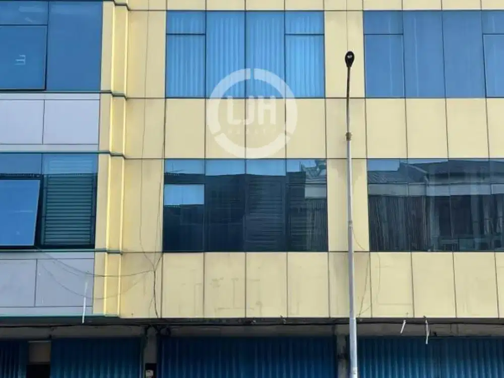 Ruko di Bukit Gading Indah Kelapa Gading Jakarta Utara Semi Furnished