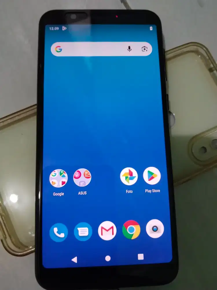 Dijual j asus zenfone max pro m1 ram 3/32 gb, fulset.