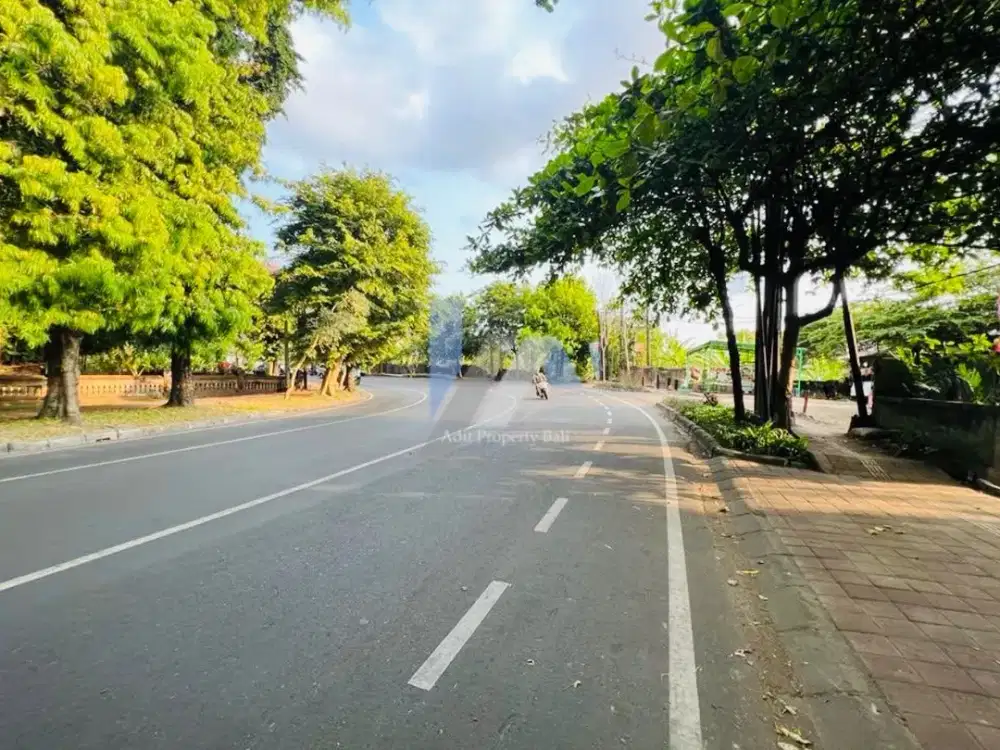 Tanah raya puputan renon bali