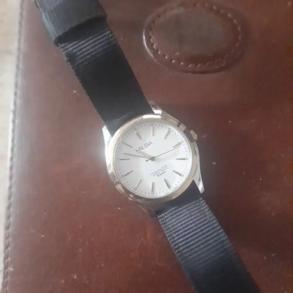 Jam alba quartz