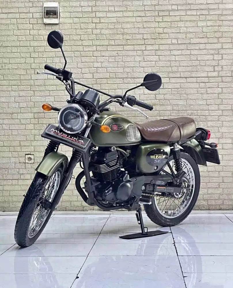 Kawasaki w175 SE 2022