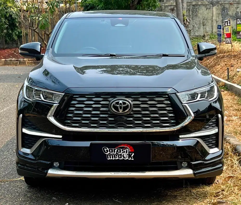 Toyota Kijang Innova Zenix Q Hybrid Modellista 2023 Antik Low KM Murah