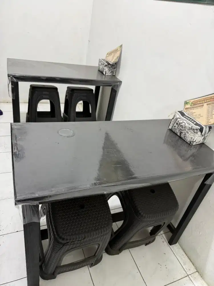 Meja dan Kursi Makan untuk Jualan