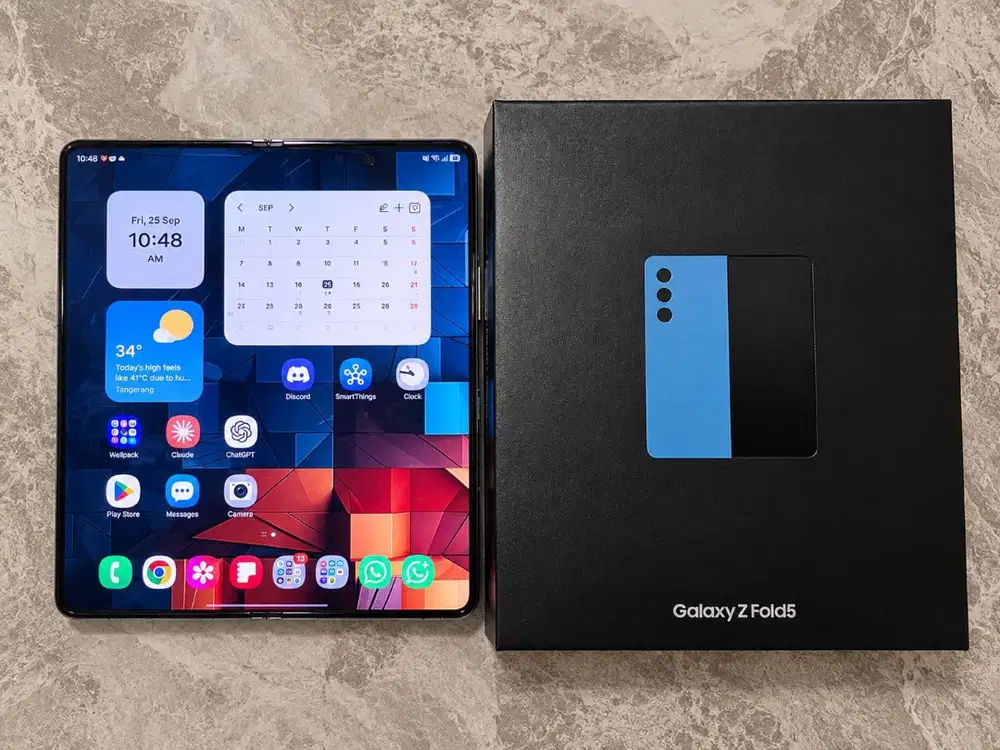 Samsung Z Fold5 12/512GB SEIN Fullset + S Pen – Layar Aman