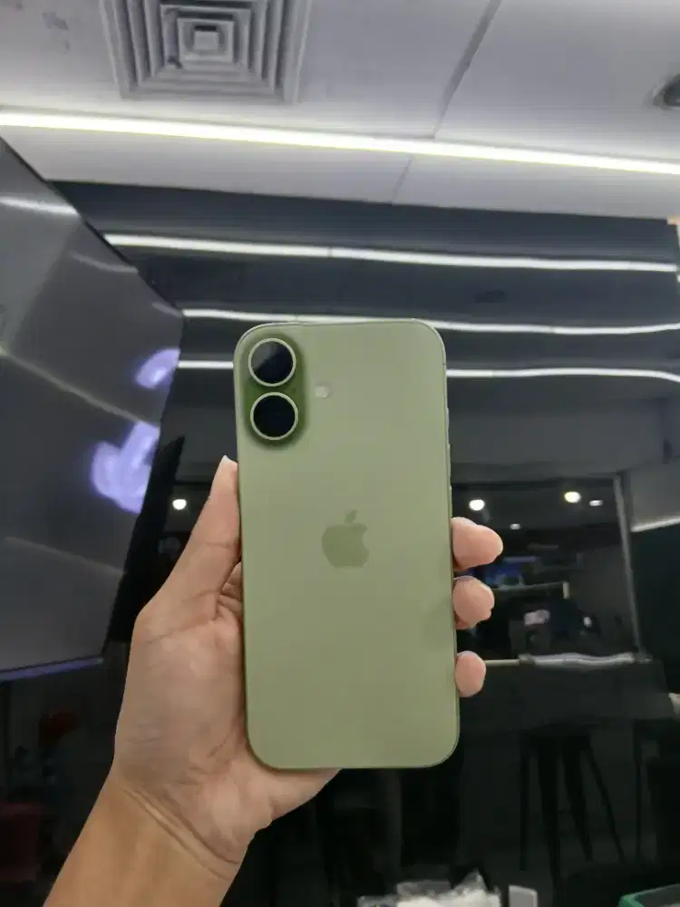 Iphone 17 256gb sage garansi resmi ibox cicilan bunga ringan
