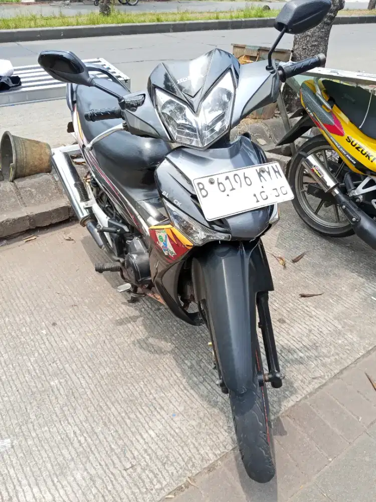 Bismillah dijual Supra x 125 karbu