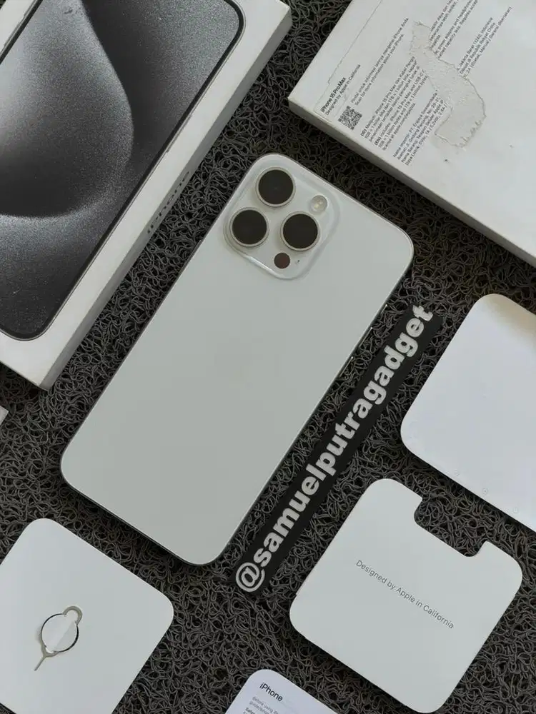 Apple iPhone 15 Pro Max White 256gb Fullset iBox Original Sitimewah