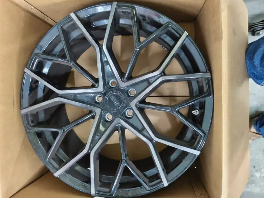 Jual 4Pc Velg R.19 Merk SSW thailand pembuatan 2026 PCD 5x108 ET42