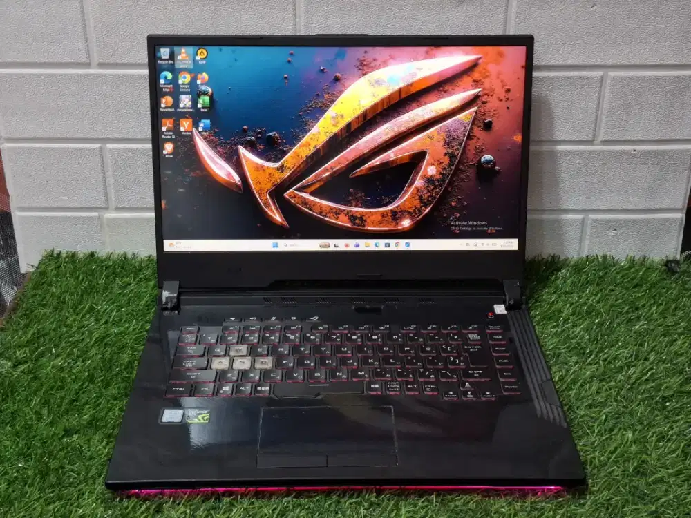 ASUS ROG Strix G531GD,, i5-9300H NVIDIA  GTX 1050 RAM 8GB SSD 255GB