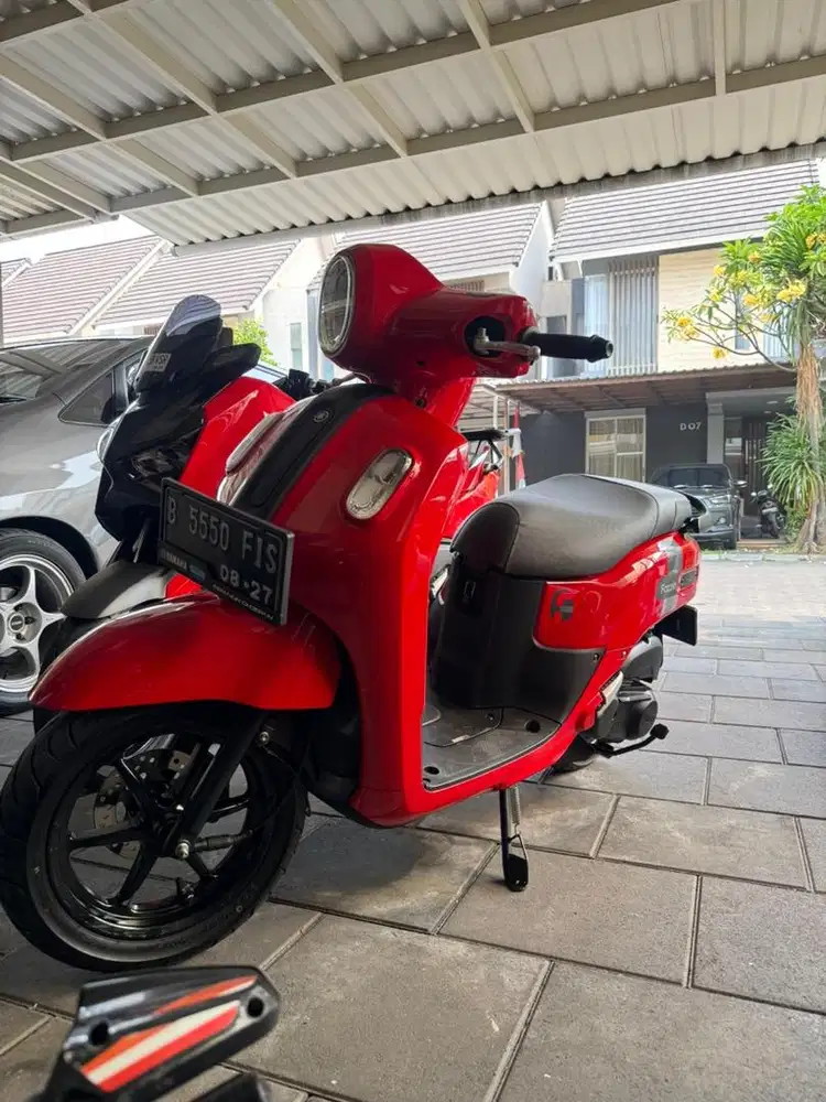 Yamaha fazzio keyless 2022 merah km 3 ribu perak asli original record
