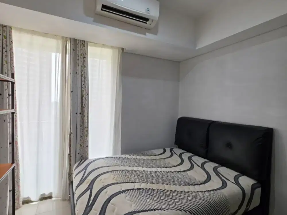 Studio Furnished Apartemen Taman Anggrek Residences - Jakarta Barat