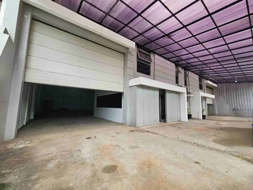 Dijual Cepat Gudang Siap Pakai Luas 840 M2 Ada Office di Taman Tekno Bsd
