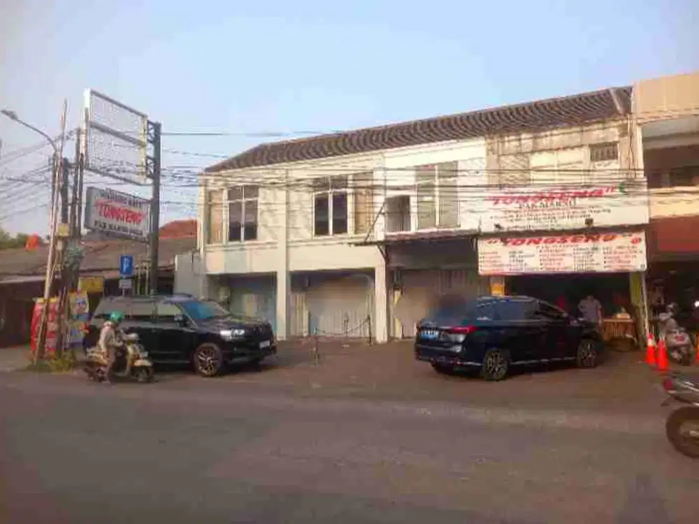 Disewakan Ruko gandeng 2 lt hadap jln rame Kelapa Dua Tangerang