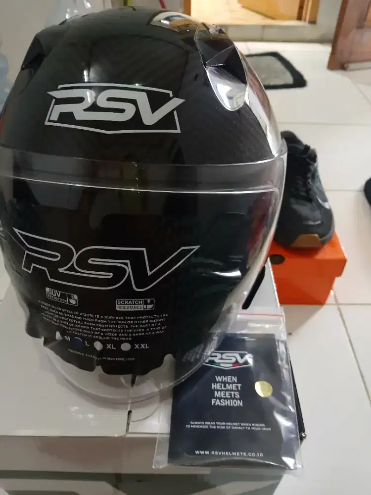 Helm RSV SV 300 MOTIF CARBON