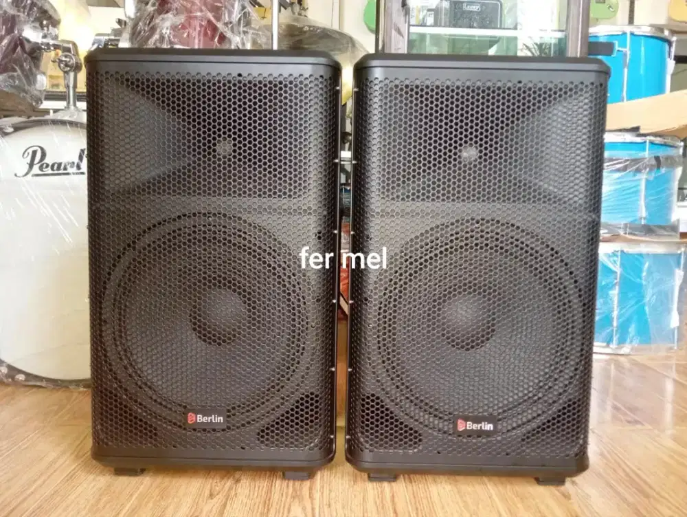 Speaker aktif Berlin 12 inch 1pcs