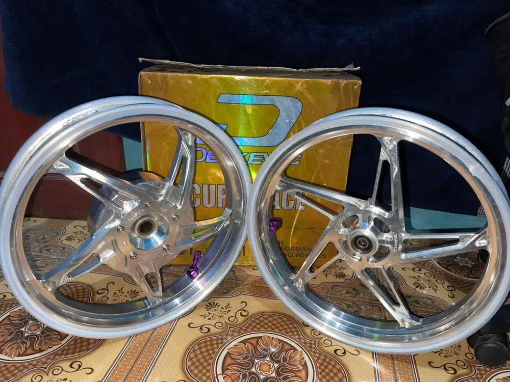 di jual Velg Delkevic chrome bintang laut full set