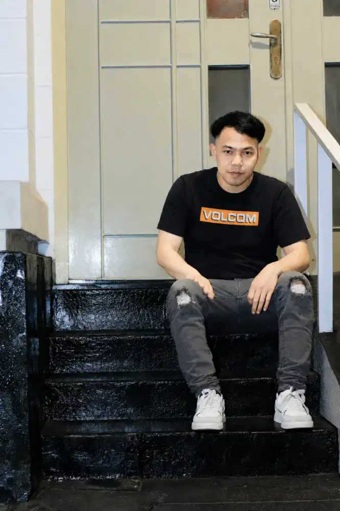 Cari kerjaan apa saja kusus yg ada mes tempat tinggal
