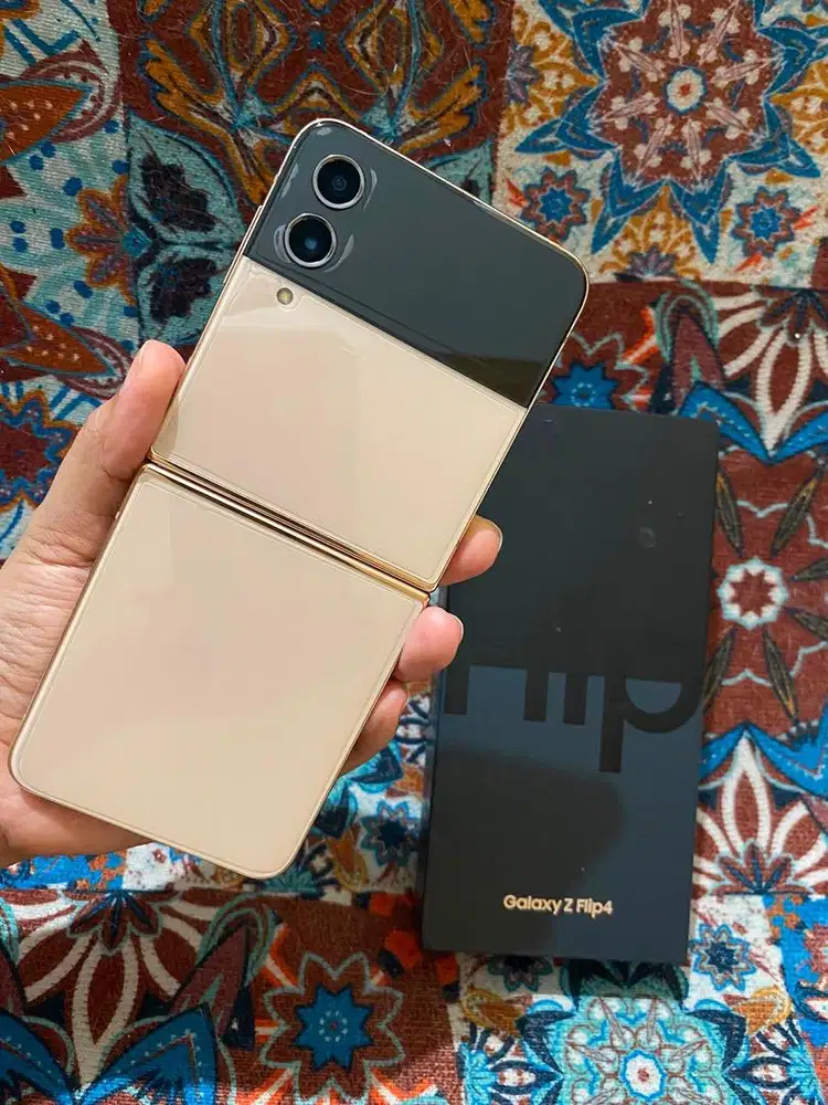 Samsung Z flip 4 8/256GB