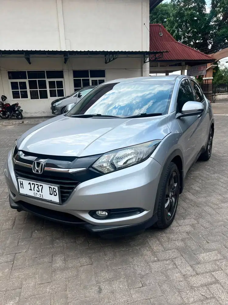 PEMAKAIAN DARI BARU!! Honda HRV E AT 2016 Siap Pakai