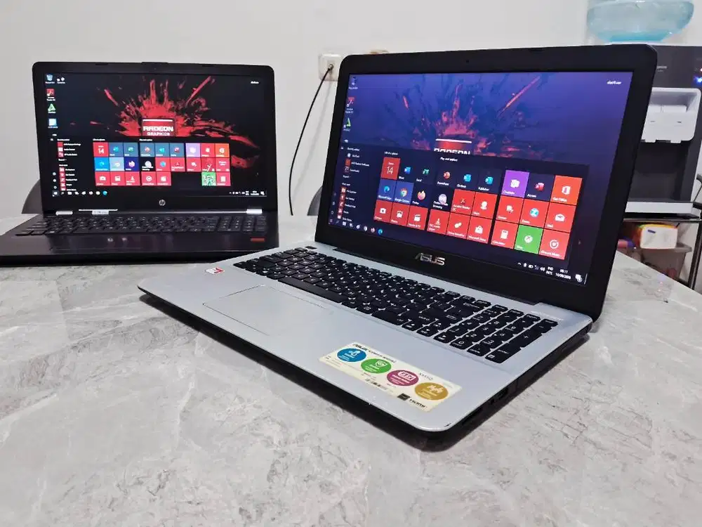 Laptop ASUS DDR4 AMD A10 10Compute Core 4C +6G R5 Batre Baru Win Ori