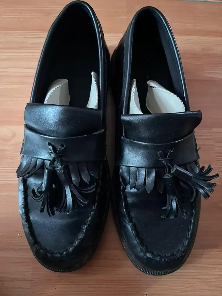 Sepatu Loafers slipon docmart