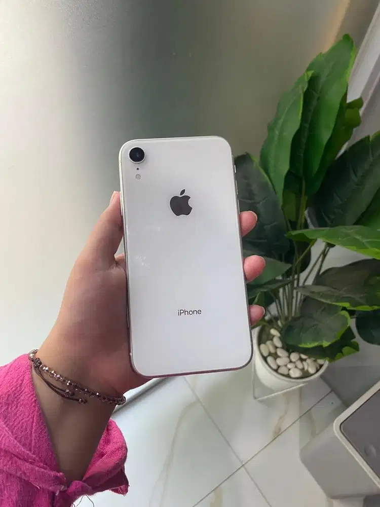 iphone XR 128gb inter kemenperin