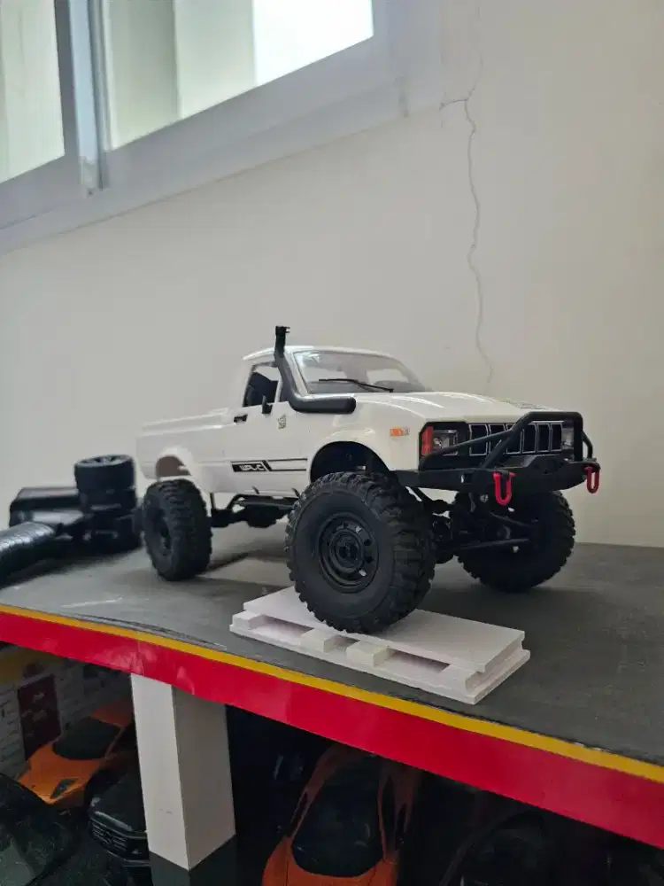 Remote Control WPL Toyota Hilux 1:18