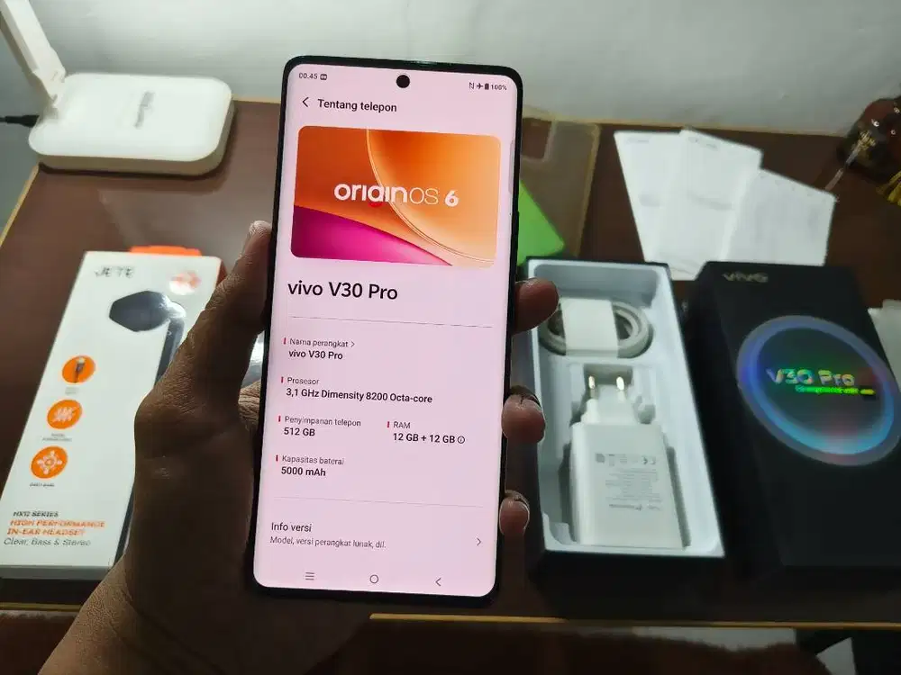 Vivo V30 Pro 12/512 GB. Fullset Original, Mulus Like New