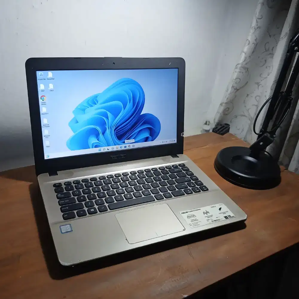 Asus x441u i3 Gen 6 hdd 1 TB Siap pake