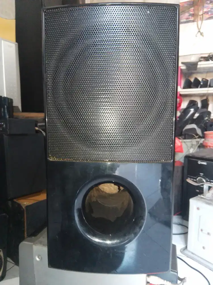 Big Power LG Subwoofer 7 in 300 watts, full ori, box utuh, merk Korea