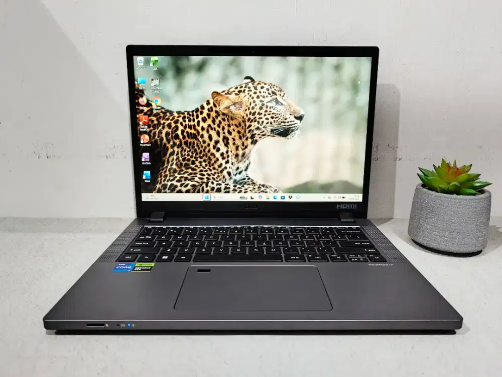 Laptop Gaming Under 10 Juta! ACER TRAVELMATE P214