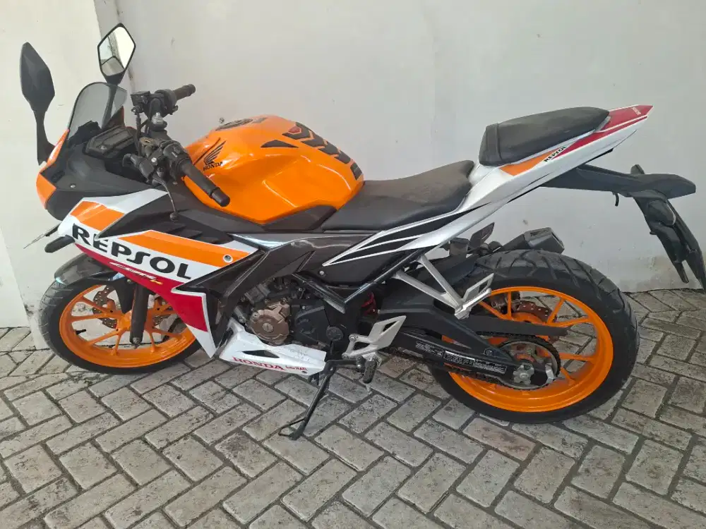 Jual CBR 150, Beli dari Dealer Tahun 2022