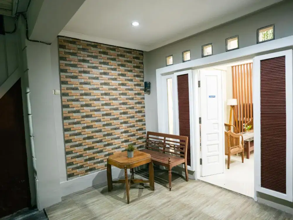 Rumah 2 lantai berpagar di GRIYA LOKA, BSD - 5 KT