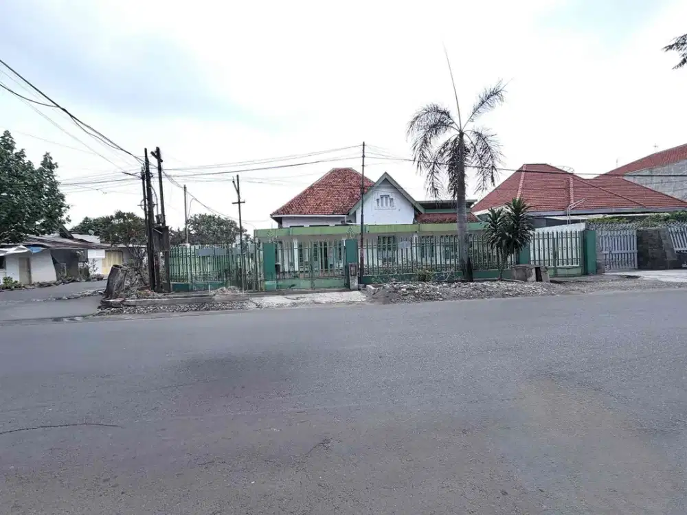 Jual Rumah Vintage Kalasan Surabaya