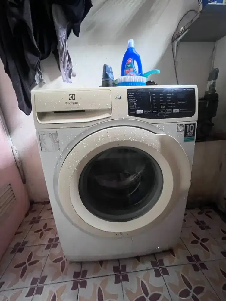 Mesin cuci baru