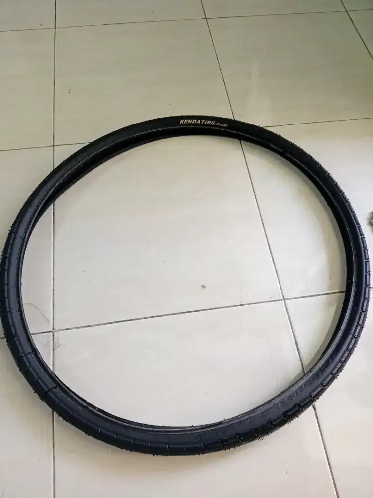 Roda sepeda polygon kondisi 95% ok