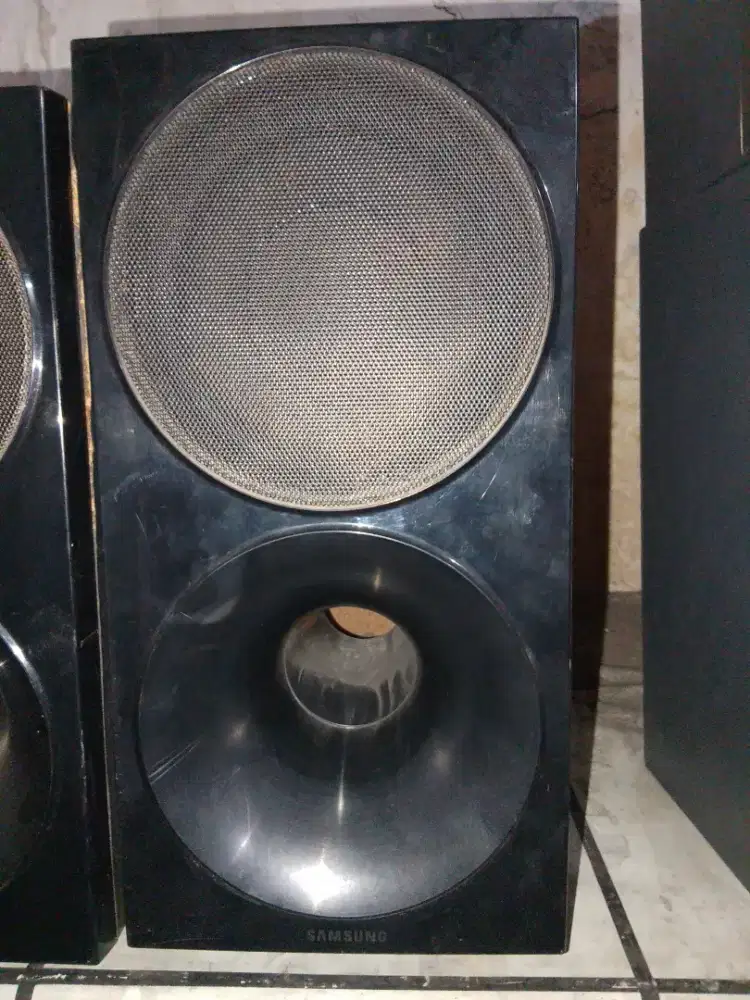 Samsung Big power Subwoofer 6.5 in, full ori, box utuh, merk Korea