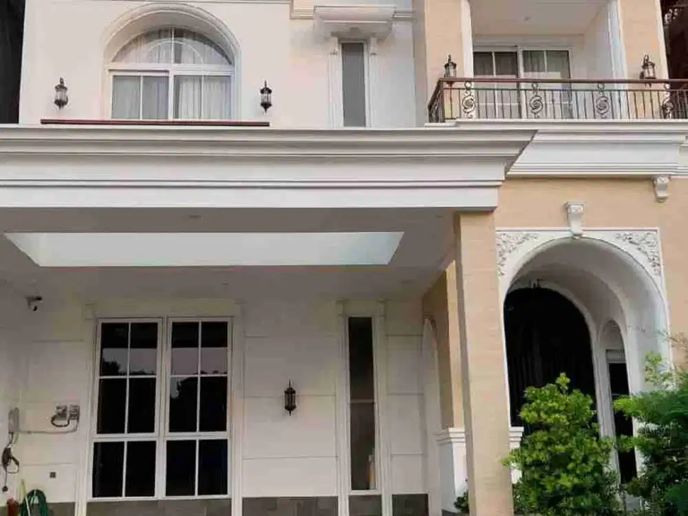DIJUAL CEPAT RUMAH KLASIK MODERN  GREENLAKE CITY JAKBAR