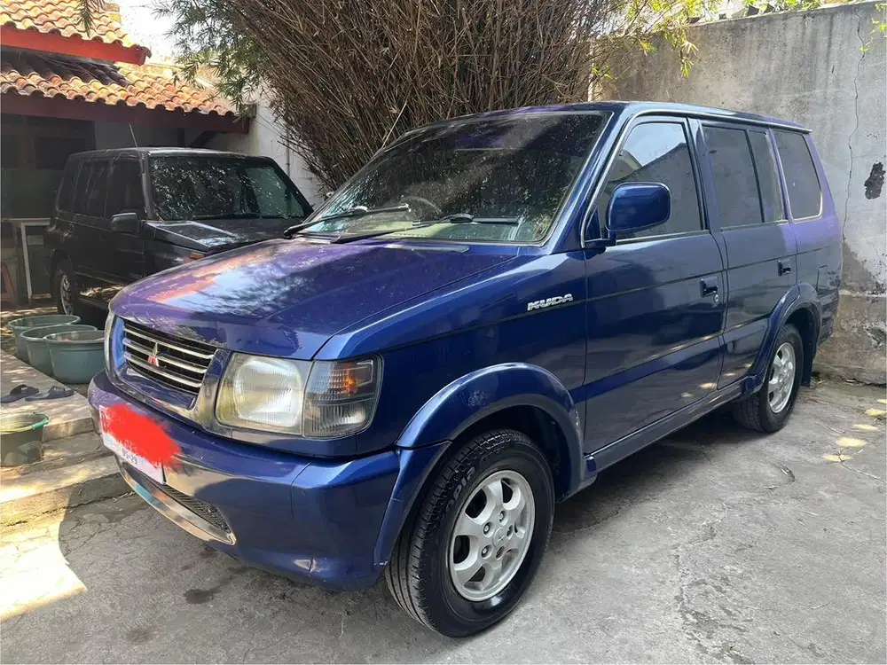 Mobil keluarga multi fungsi