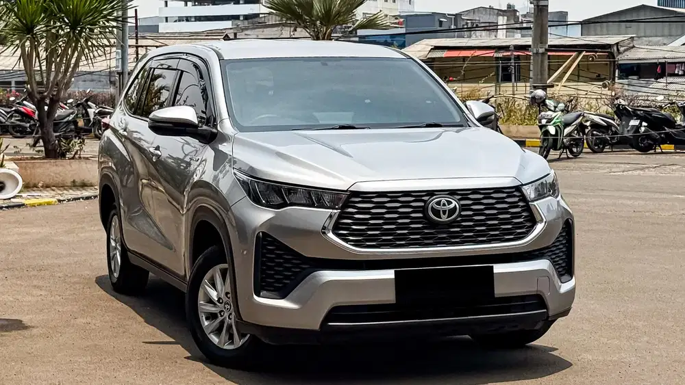 Toyota Innova Zenix G Hybrid 2023 Abu Silver metalik