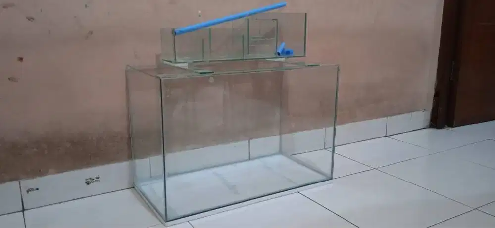 akuarium+top pilter dan pipanya