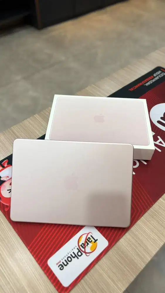 MACBOOK NEO BRAND NEW