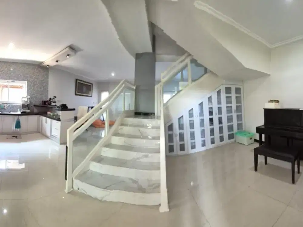 JUAL RUMAH SEMI VILLA PURI GADING