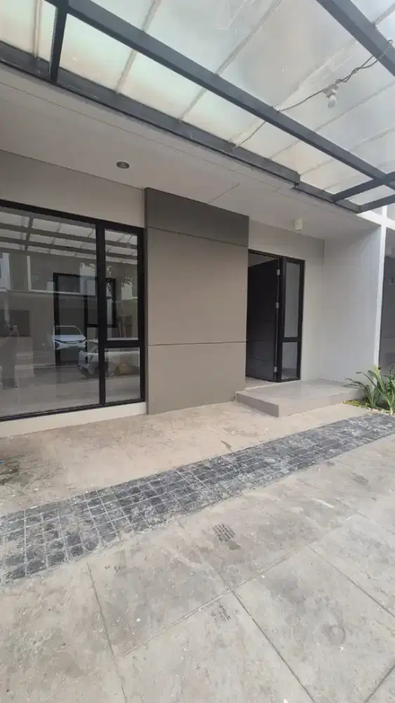 Disewakan rumah di PIK 2